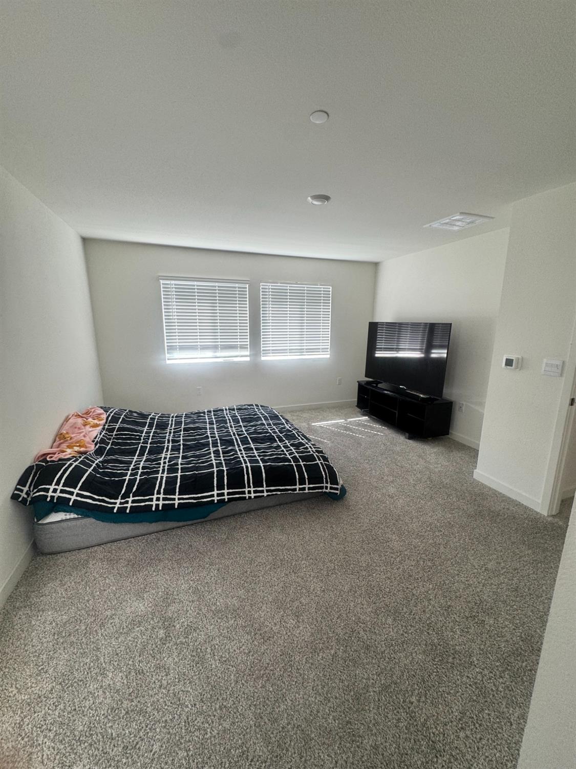 8224 Whippersnapper Way