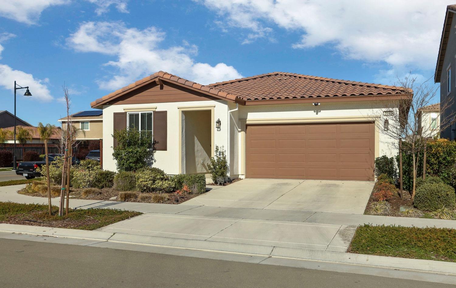 2195 Marina Drive