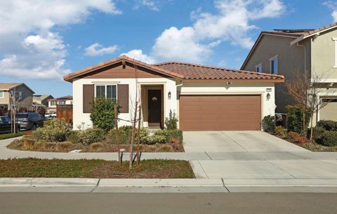 2195 Marina Drive Lathrop CA 95330