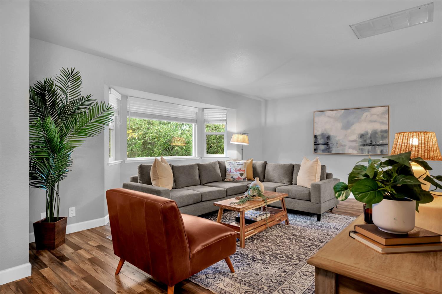 2744 Sandhurst Drive