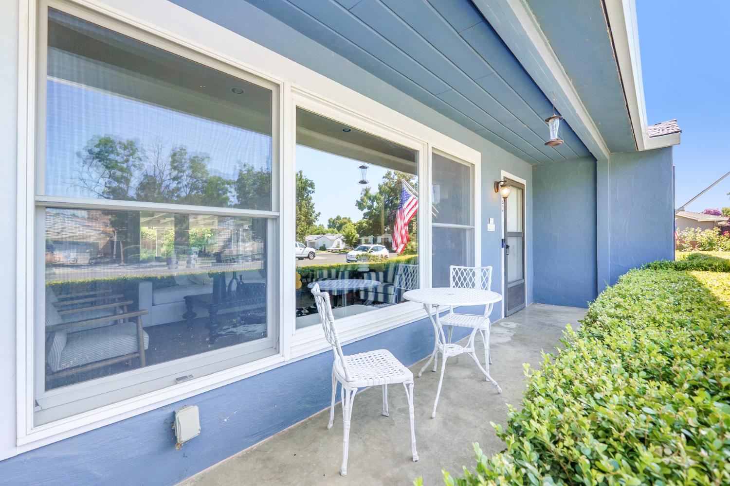 620 Buena Tierra Drive
