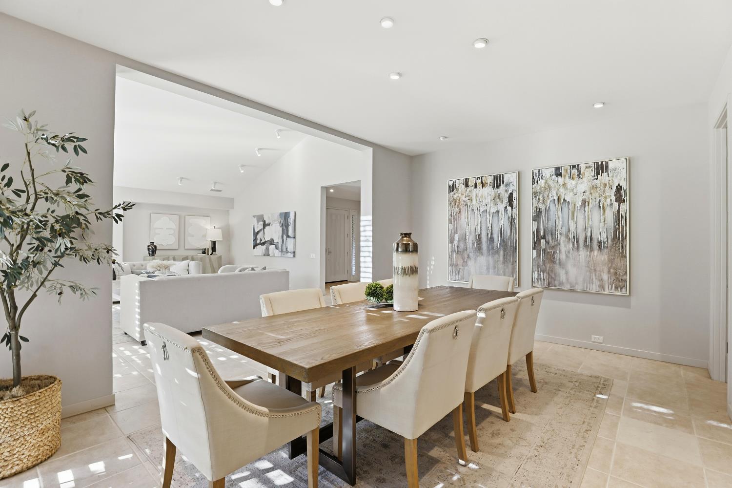 1957 Empire Oaks Court