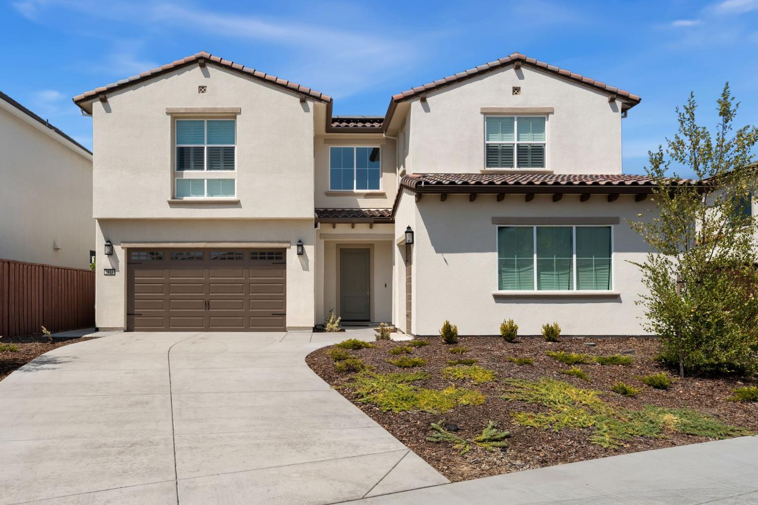 3653 Manzanita Way