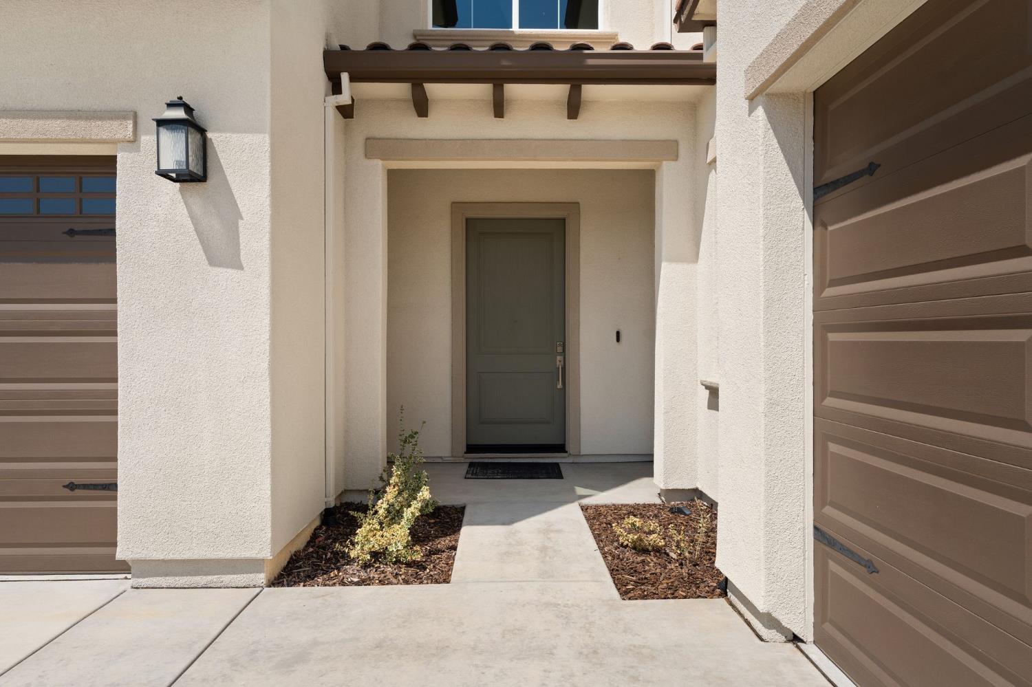3653 Manzanita Way
