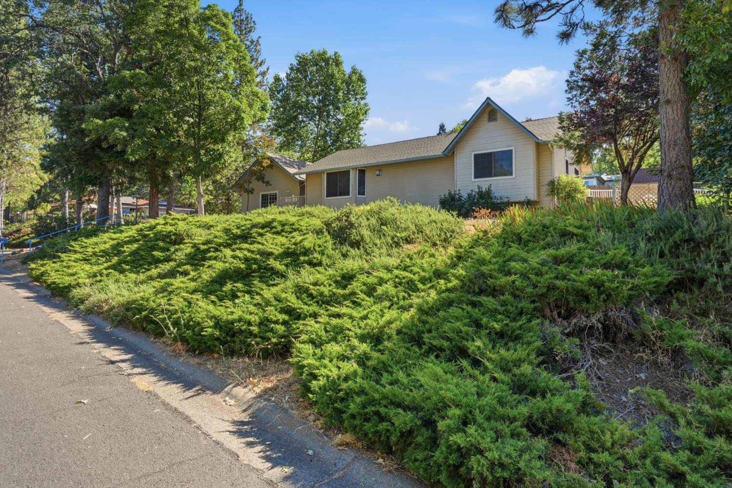 3161 Verde Robles Drive