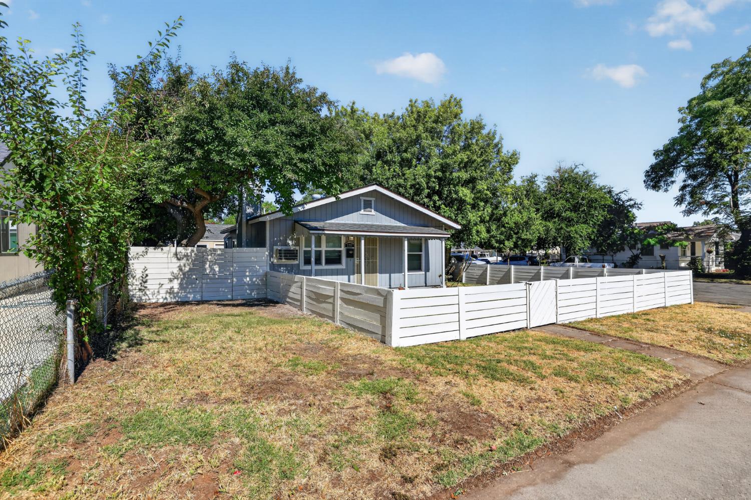 2297 Beaumont Street