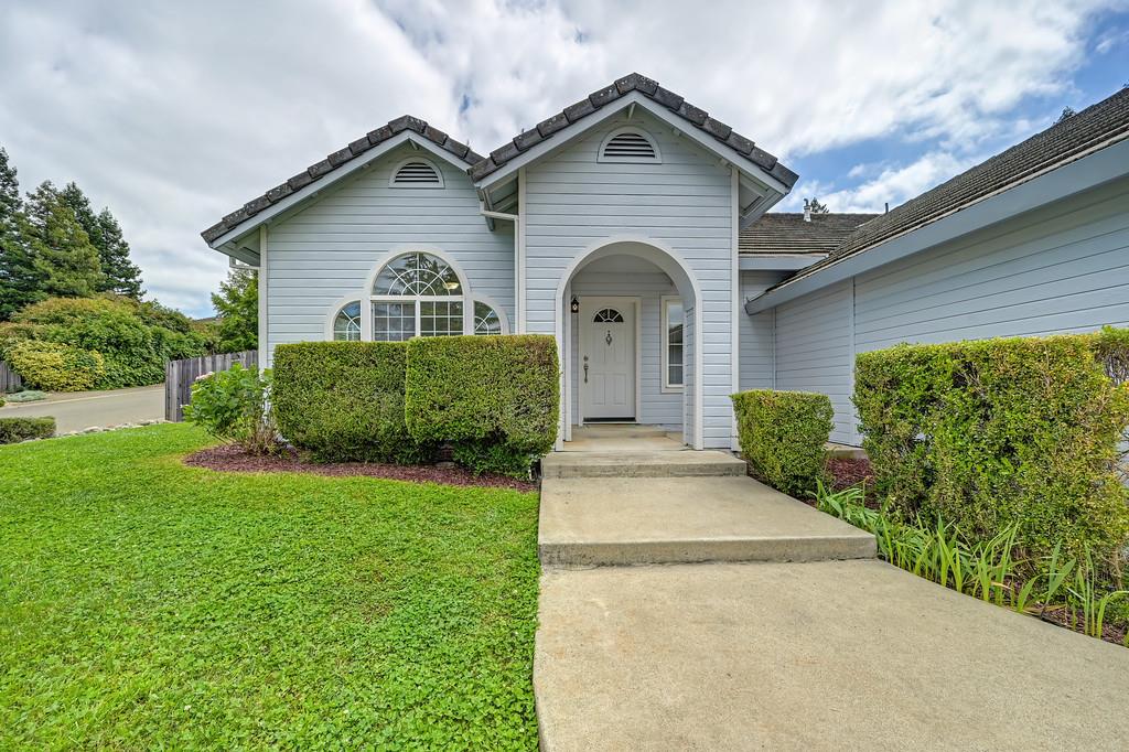 2926 Thrasher Court