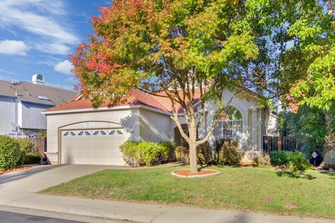 8905 Marlayana Court Elk Grove CA 95758