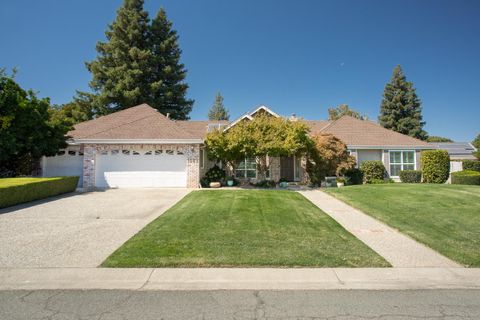 1563 Del Lago Yuba City CA 95991