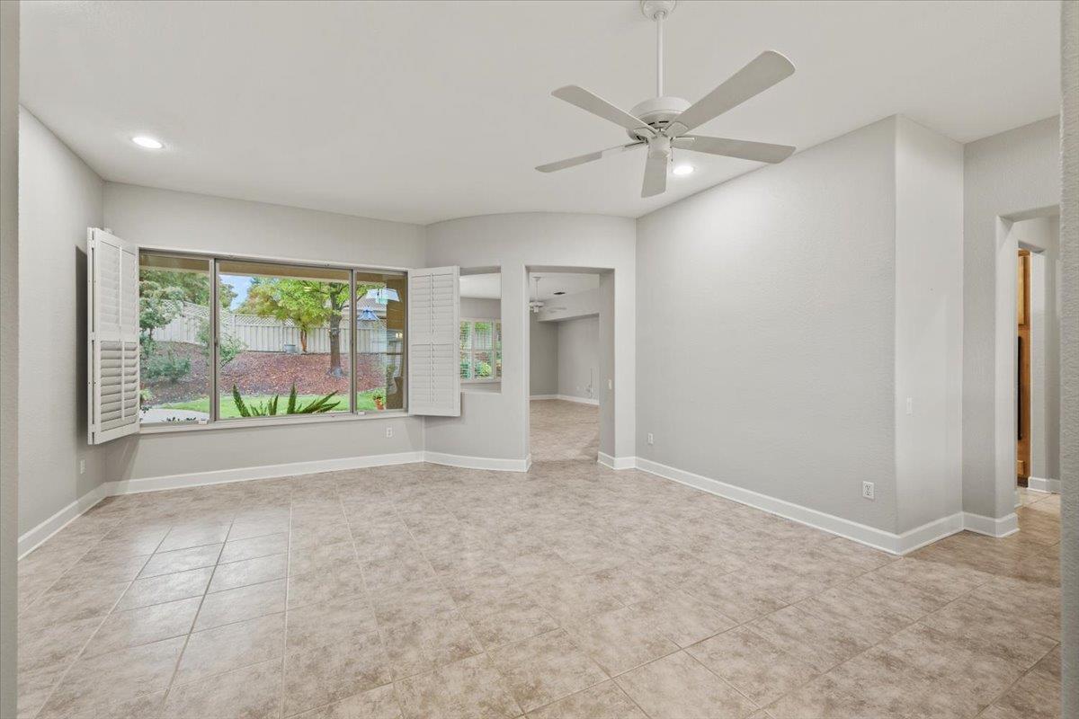 1509 DAPPLE DAWN Lane