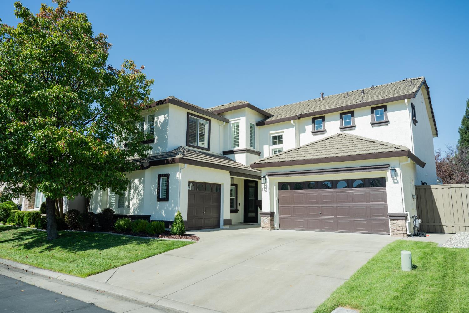 1721 San Esteban Circle