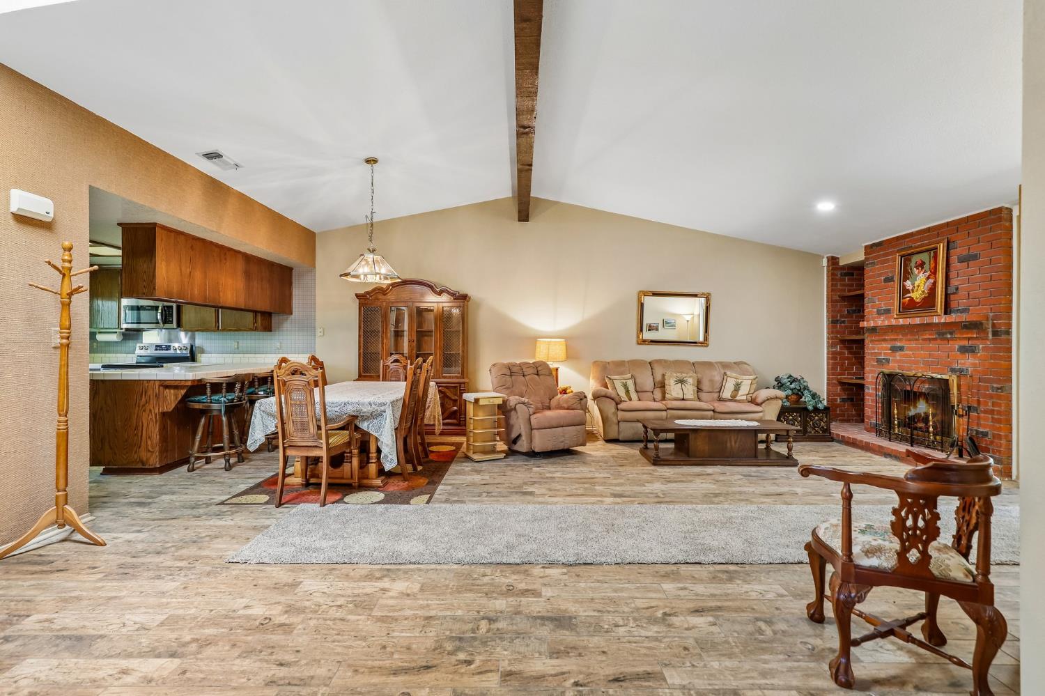 435 Cedar River Way