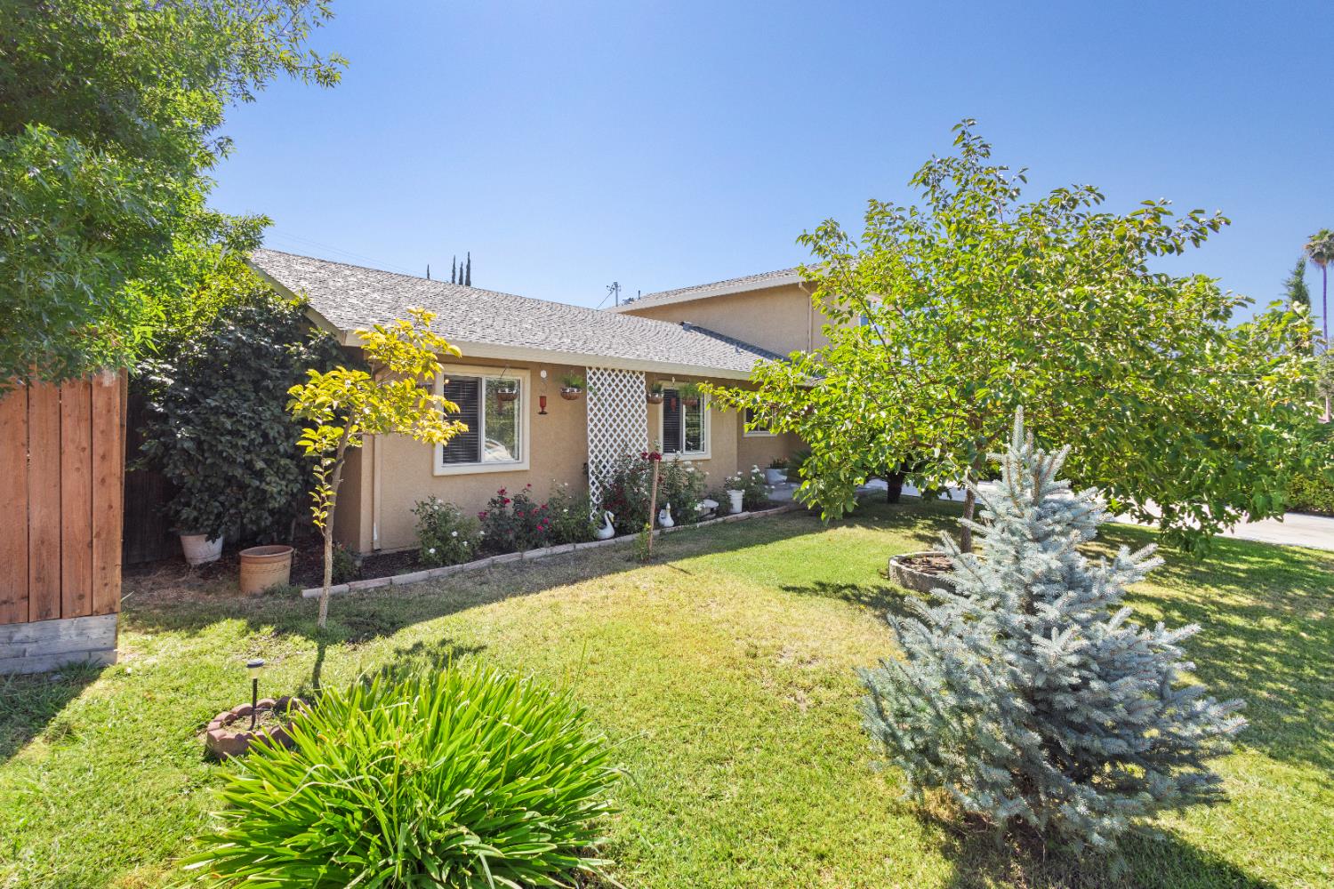 6732 Bismarck Drive