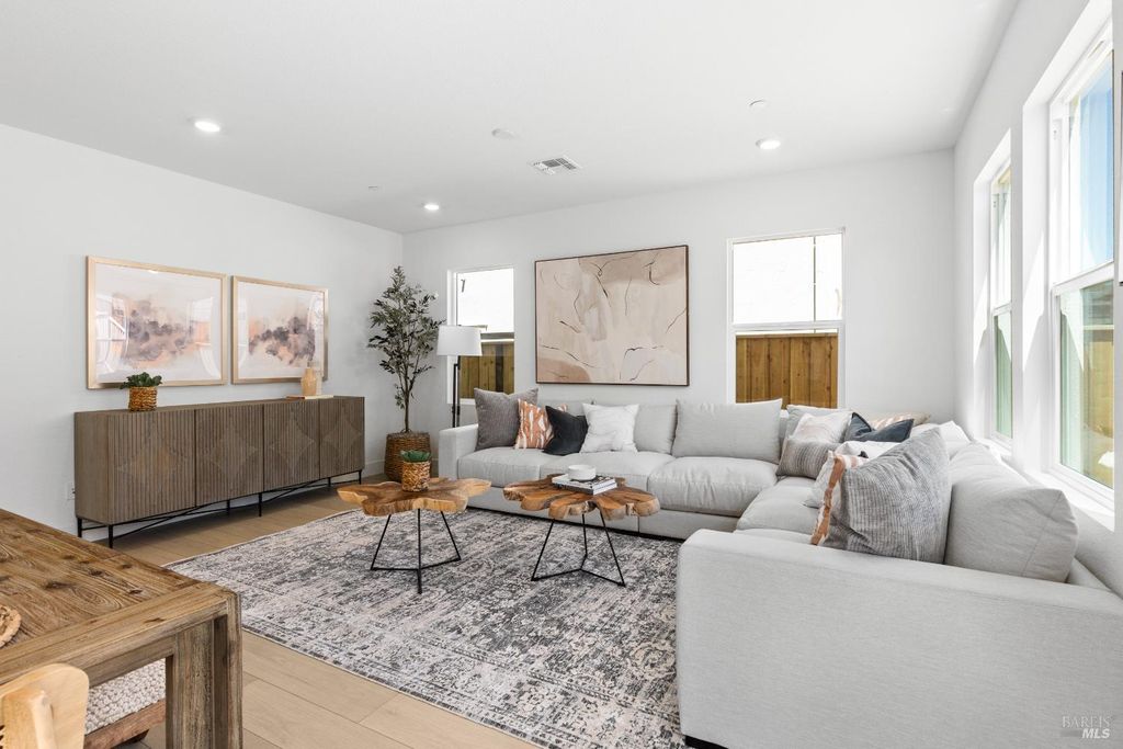 Photo of 161 Ericson Street, American Canyon, CA 94503 (MLS # 325100152)