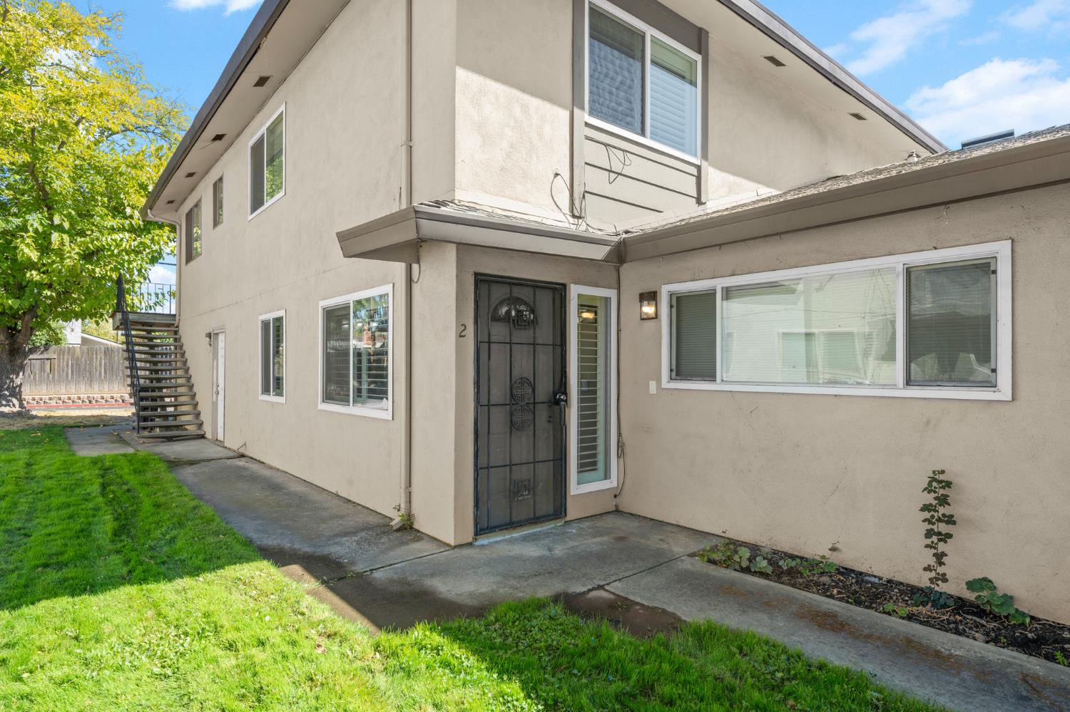 5810 Walerga Road 2