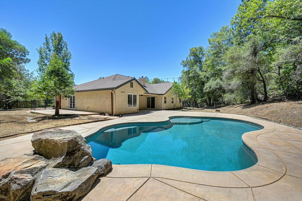 3070 Gingham Court