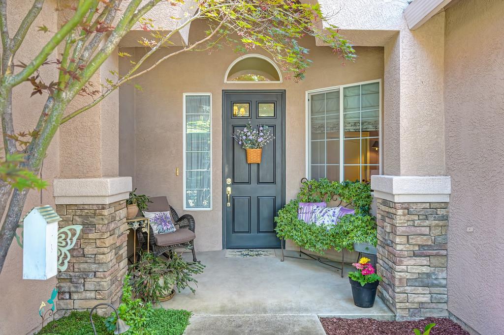 1858 Chloe Court