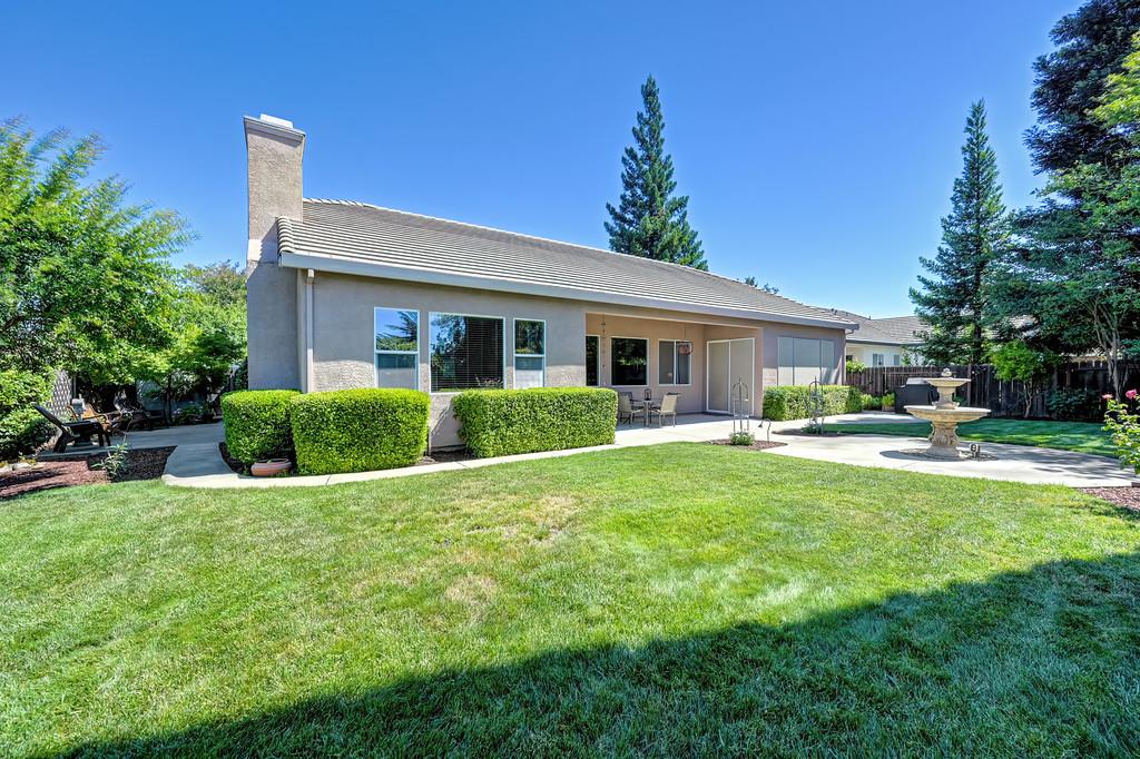 1858 Chloe Court