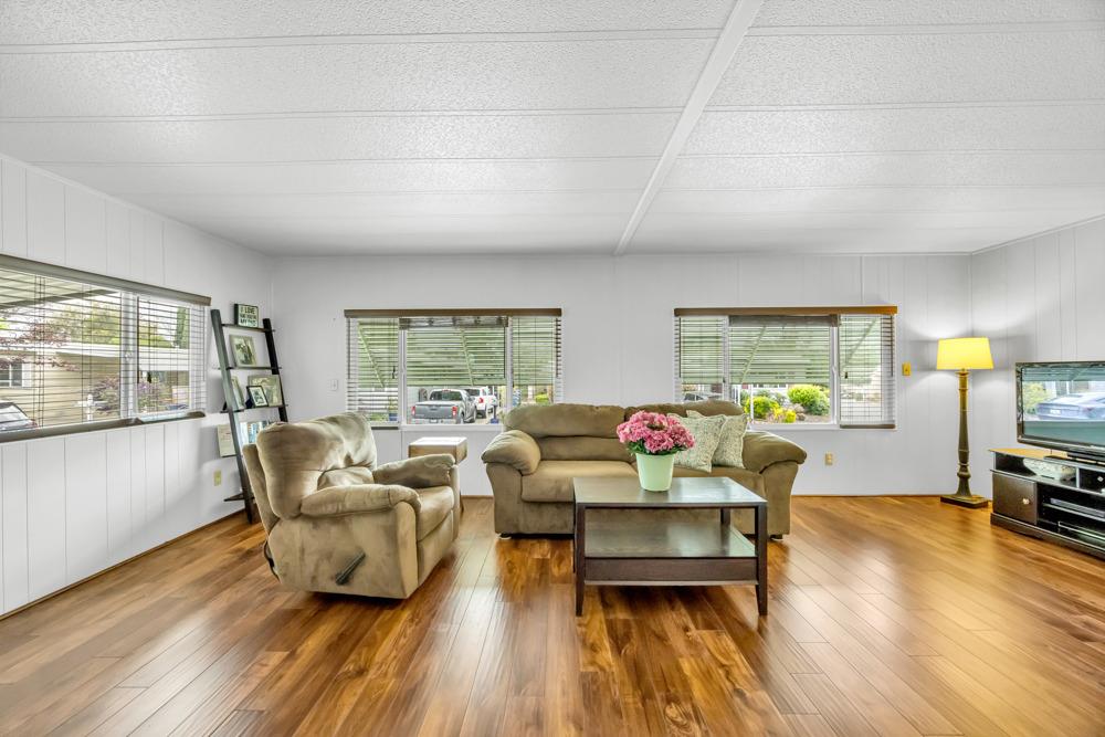 125 Leafwood Way