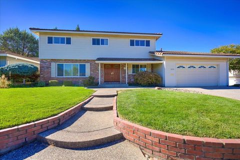 8076 Vintage Way Fair Oaks CA 95628