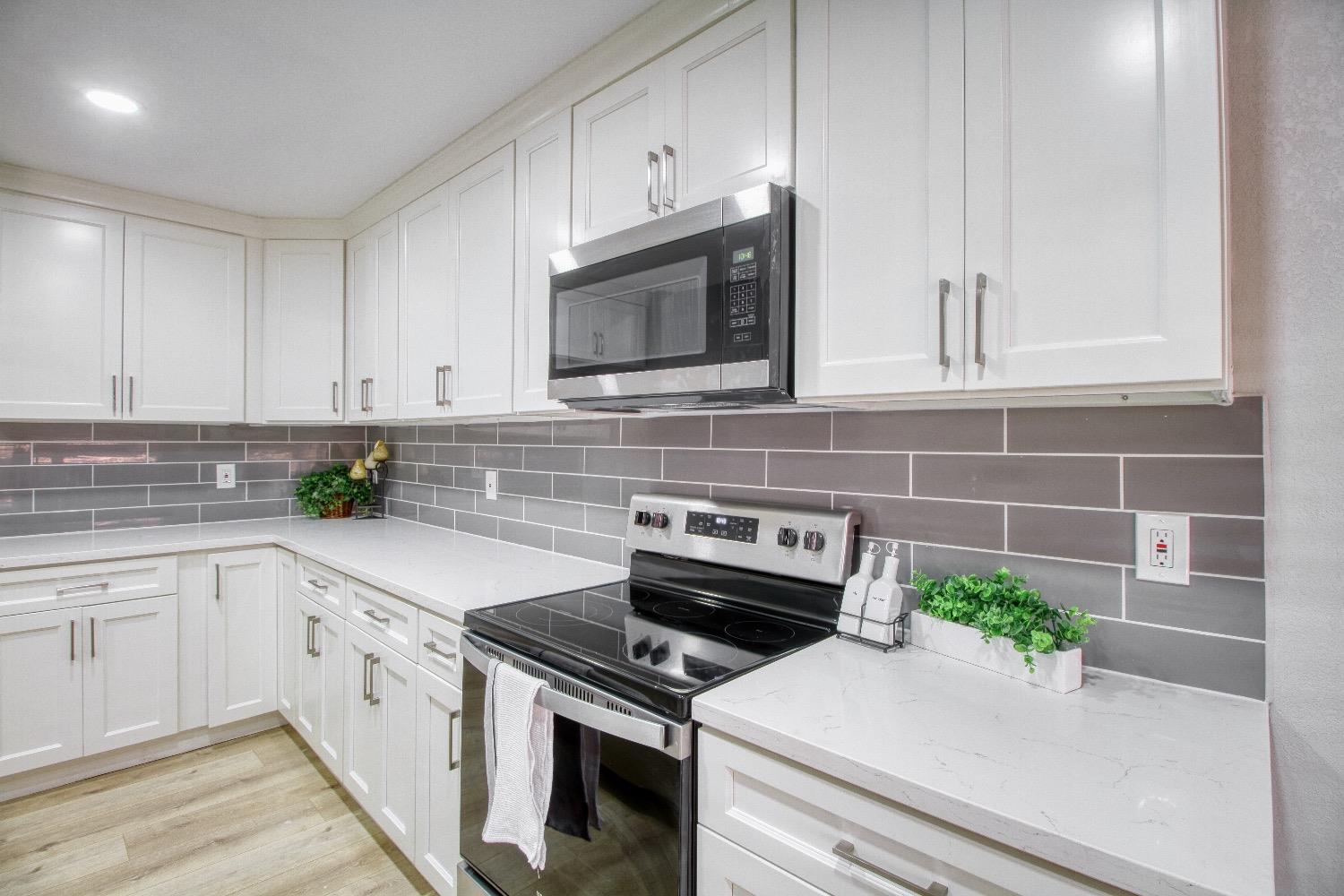 6925 Pradera Mesa Drive