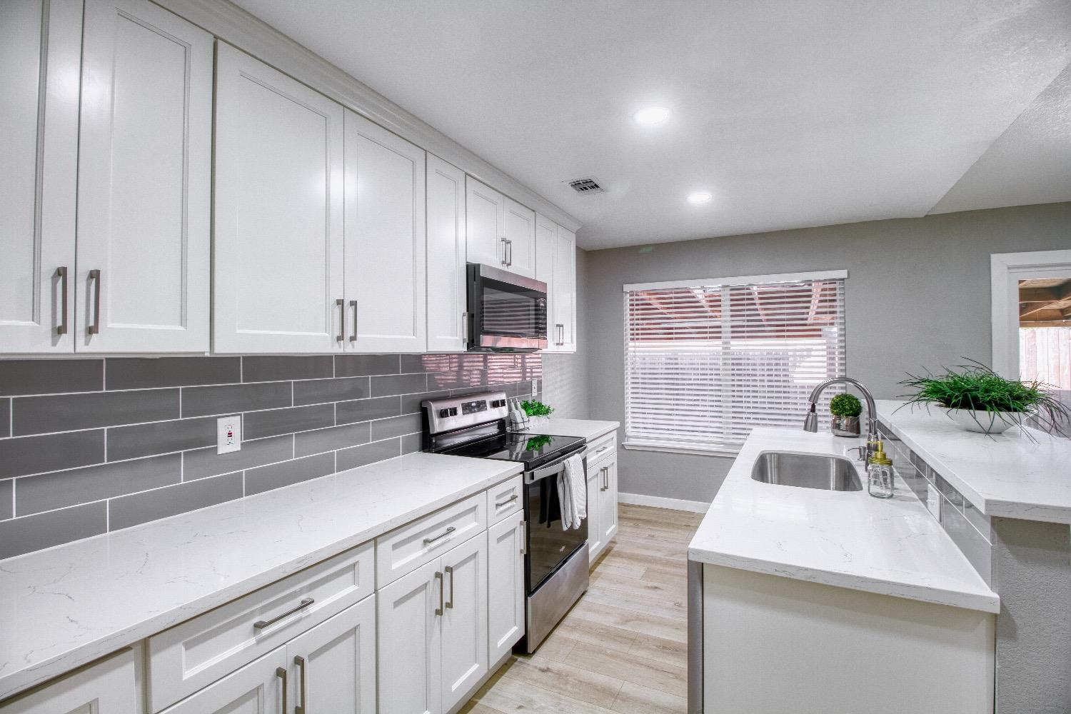 6925 Pradera Mesa Drive