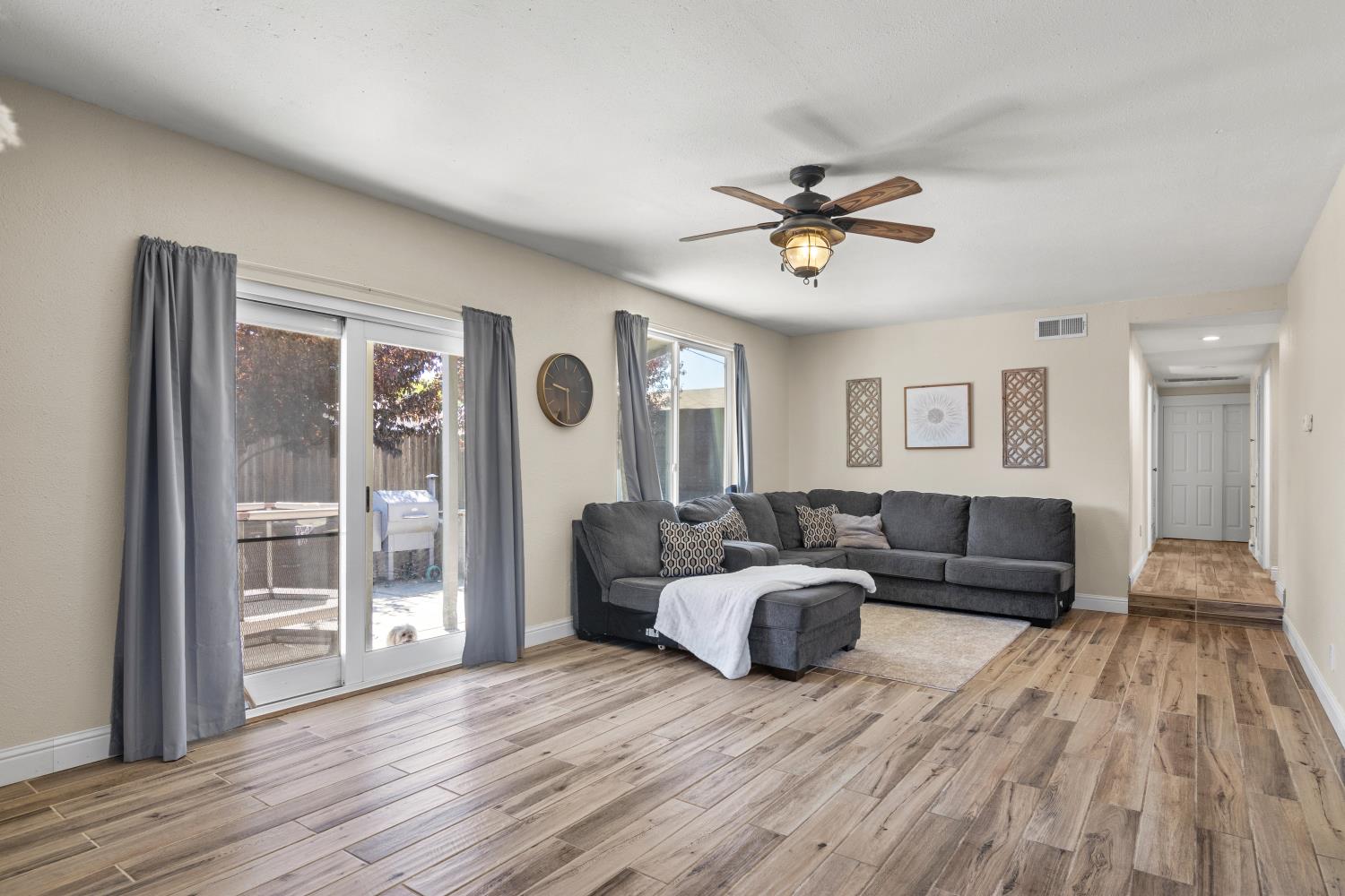 556 Del Rio Circle