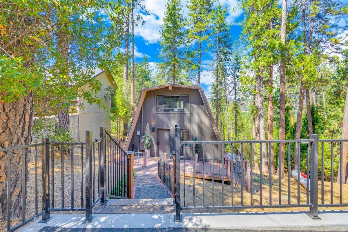 12855 Mueller Dr.