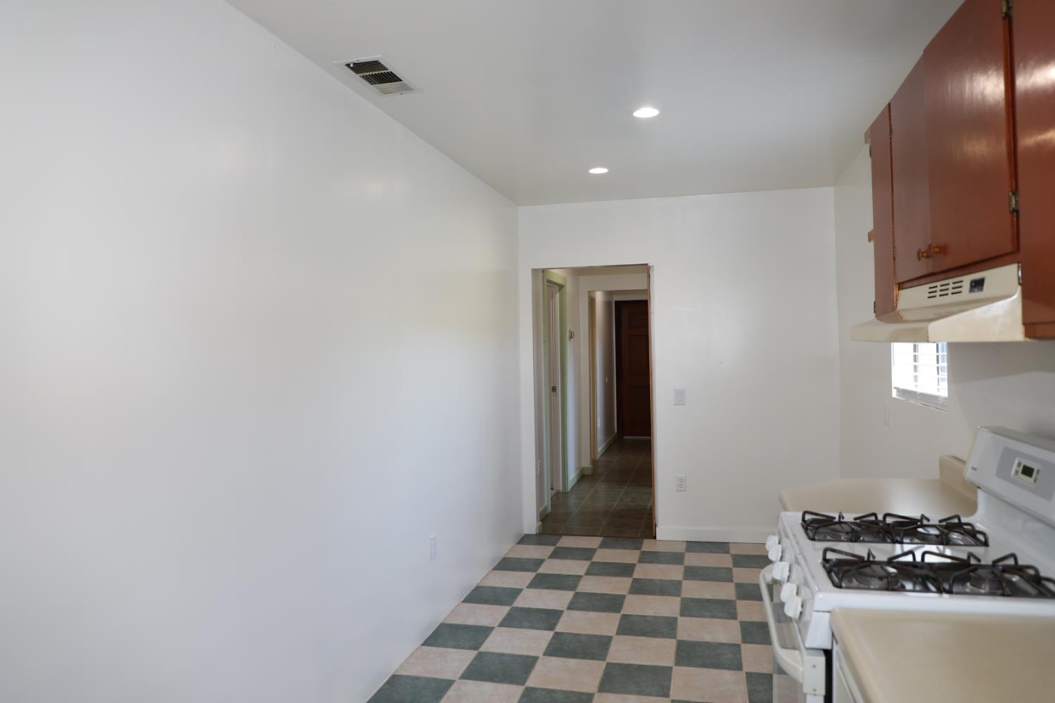 San Pablo, California 94806, United States, 3 Bedrooms Bedrooms, ,2 BathroomsBathrooms,Residential,Active,181349