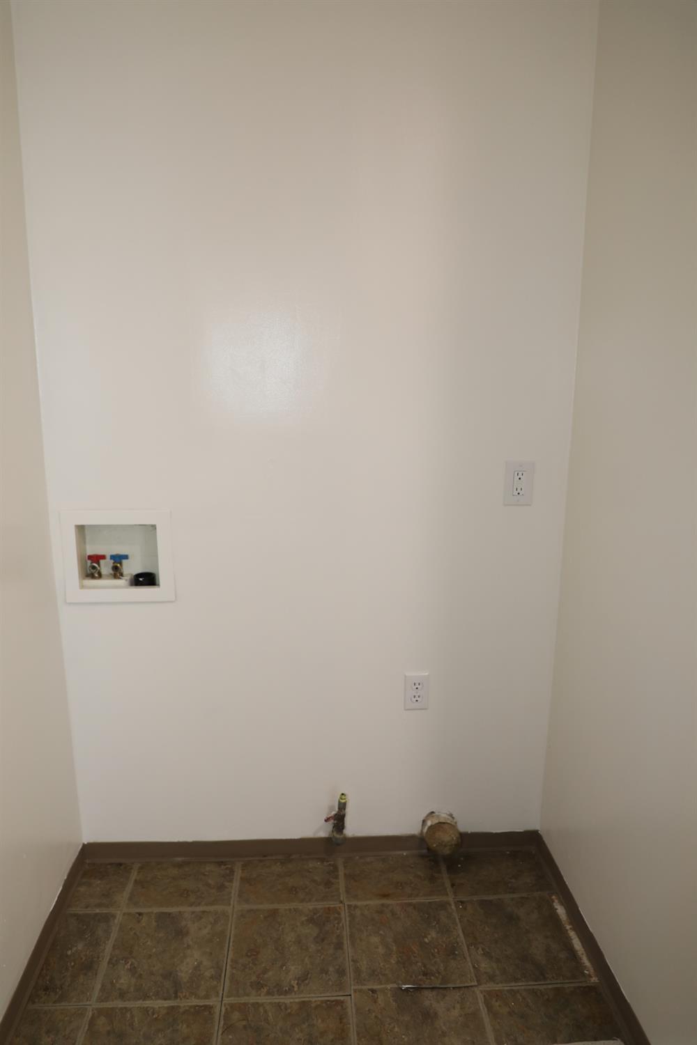 San Pablo, California 94806, United States, 3 Bedrooms Bedrooms, ,2 BathroomsBathrooms,Residential,Active,181349