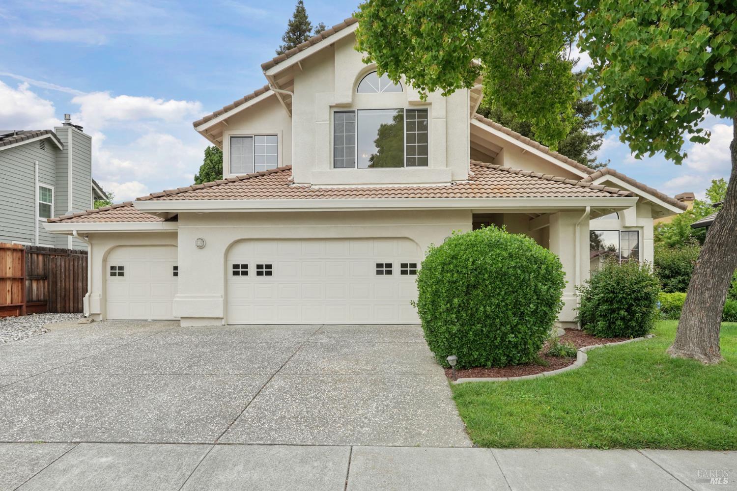 566 Laramie Way