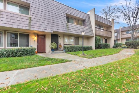 6064 Via Casitas Carmichael CA 95608