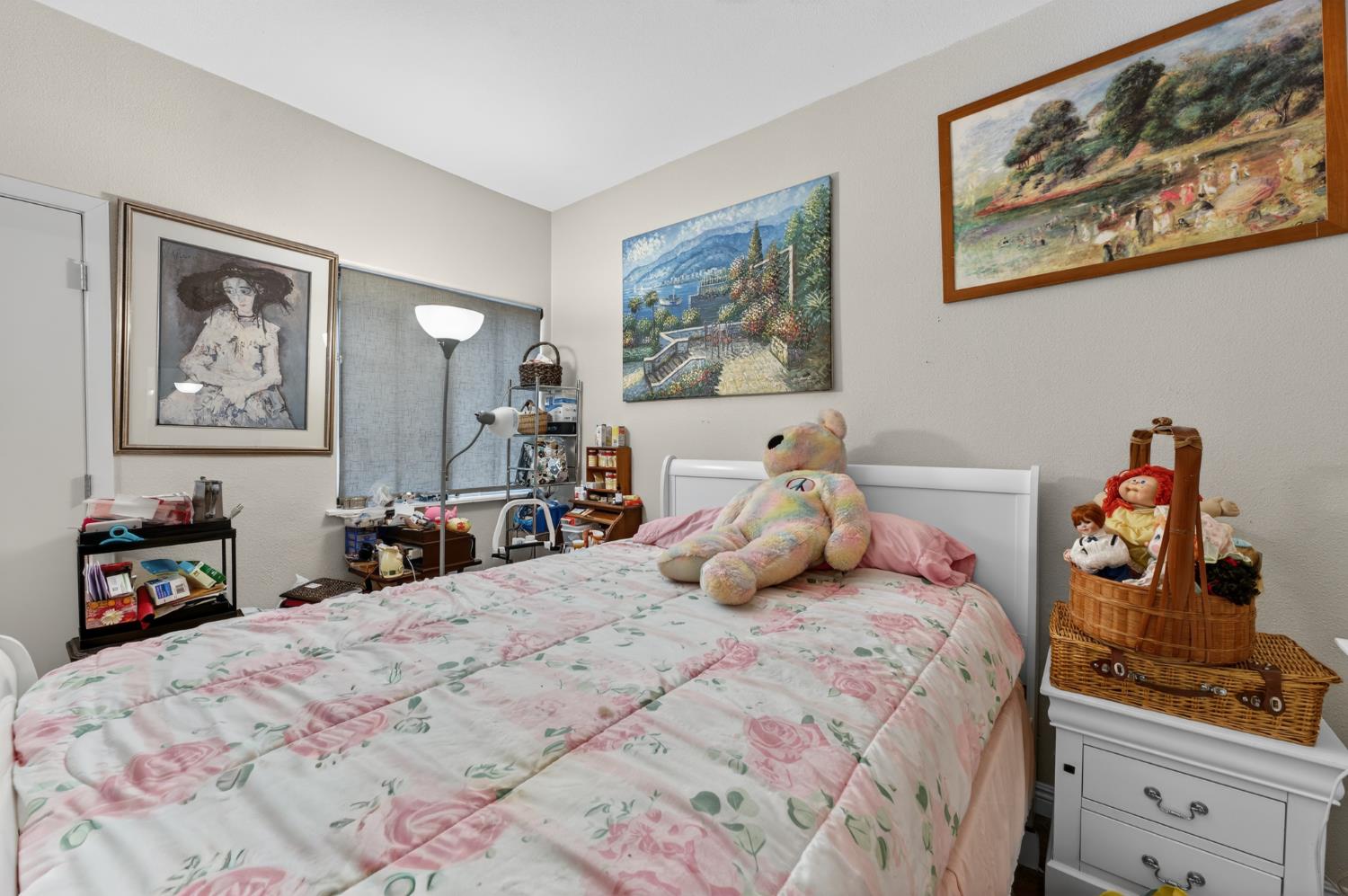 4200 E Commerce Way 1811