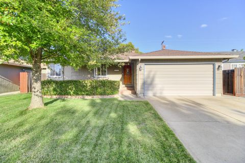 1712 Mercury Way Sacramento CA 95864