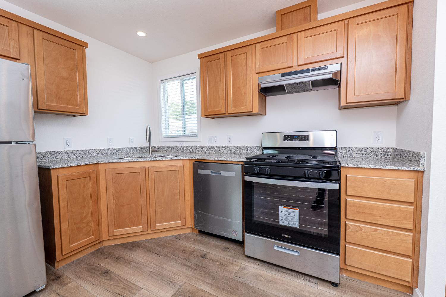 6540 Virginiatown Road 30