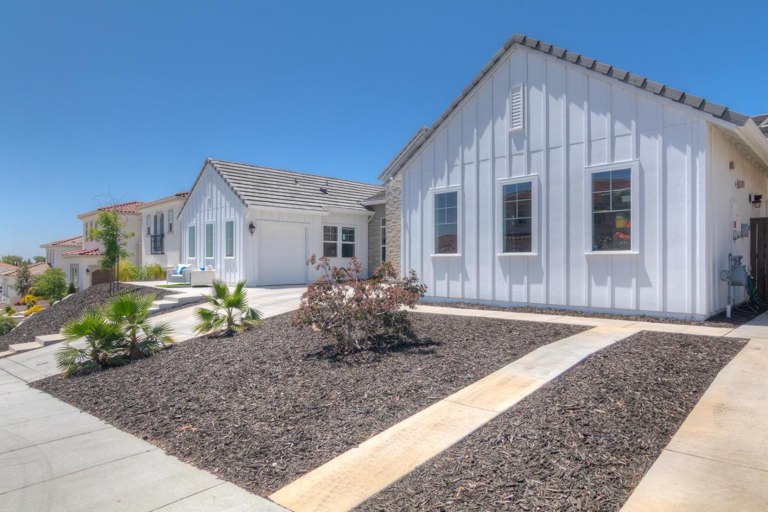 4009 Whitney Vista Lane