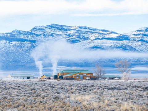 67254 HWY 299 E Cedarville CA 96104