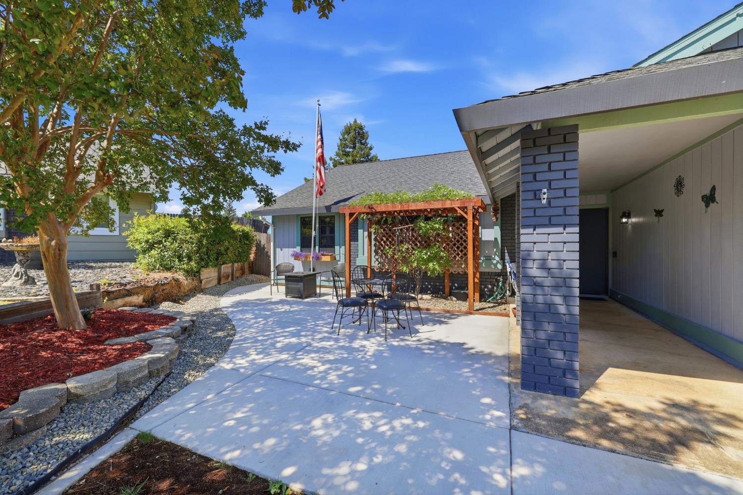 1314 Carnation Court
