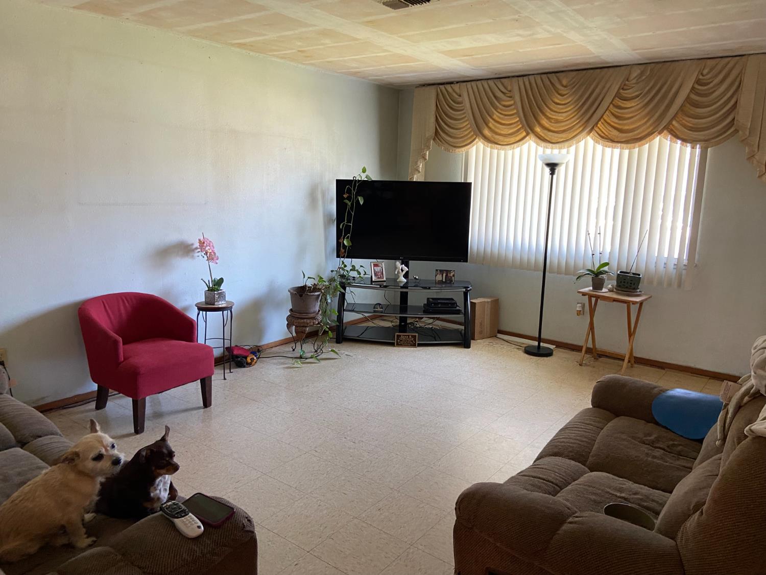 2530 Dobbins Lane
