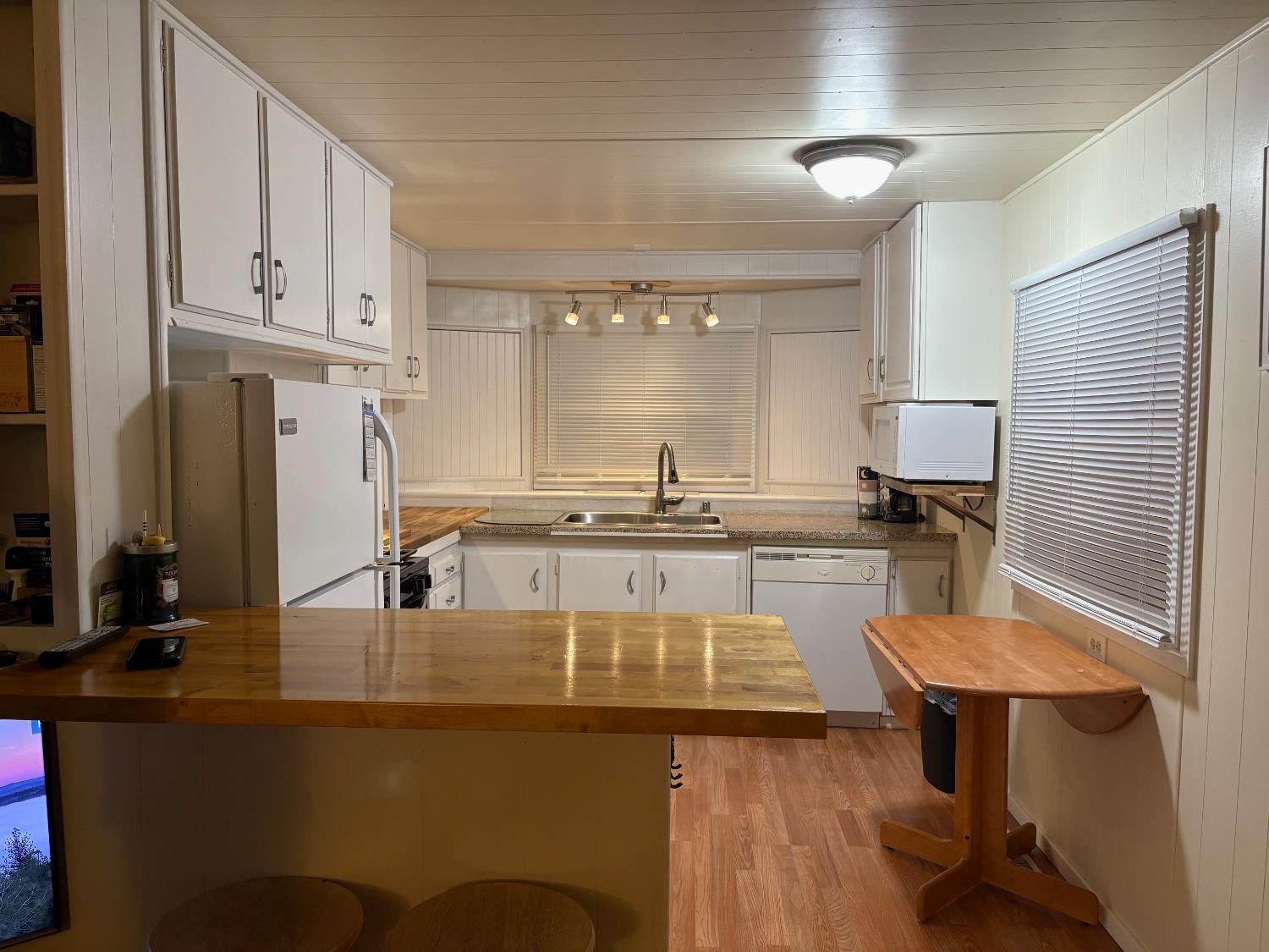 4800 Auburn Folsom Road 21