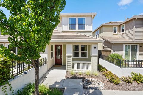 MLS: 225058100