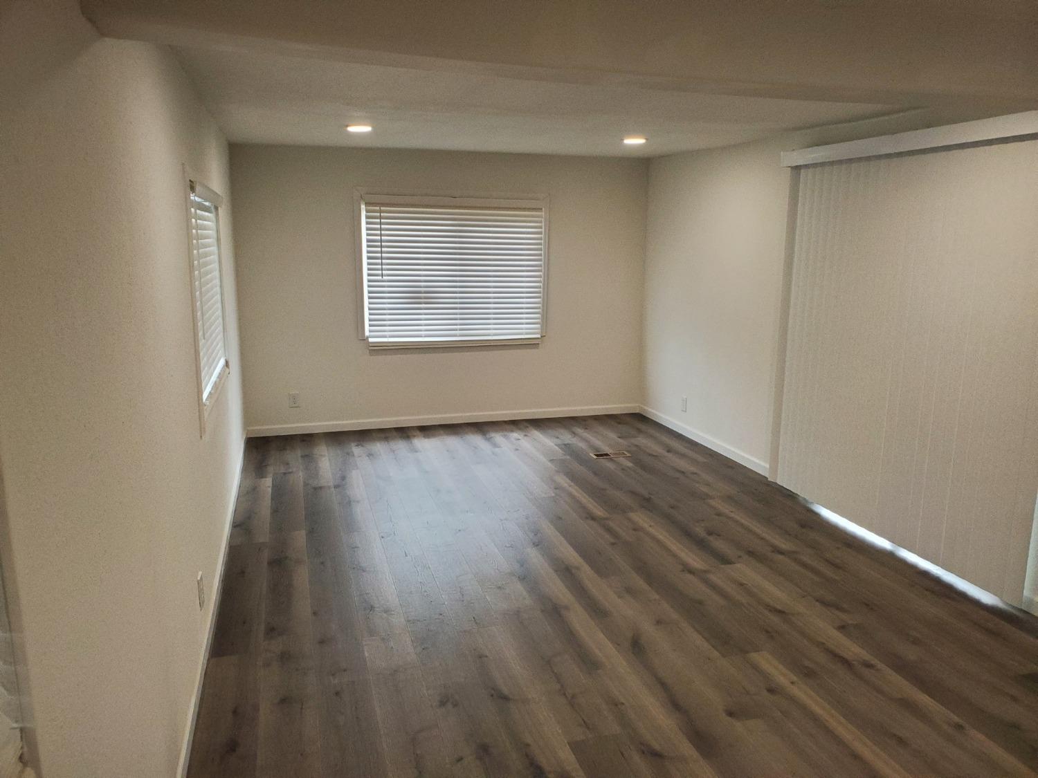245 20th century Boulevard C 18