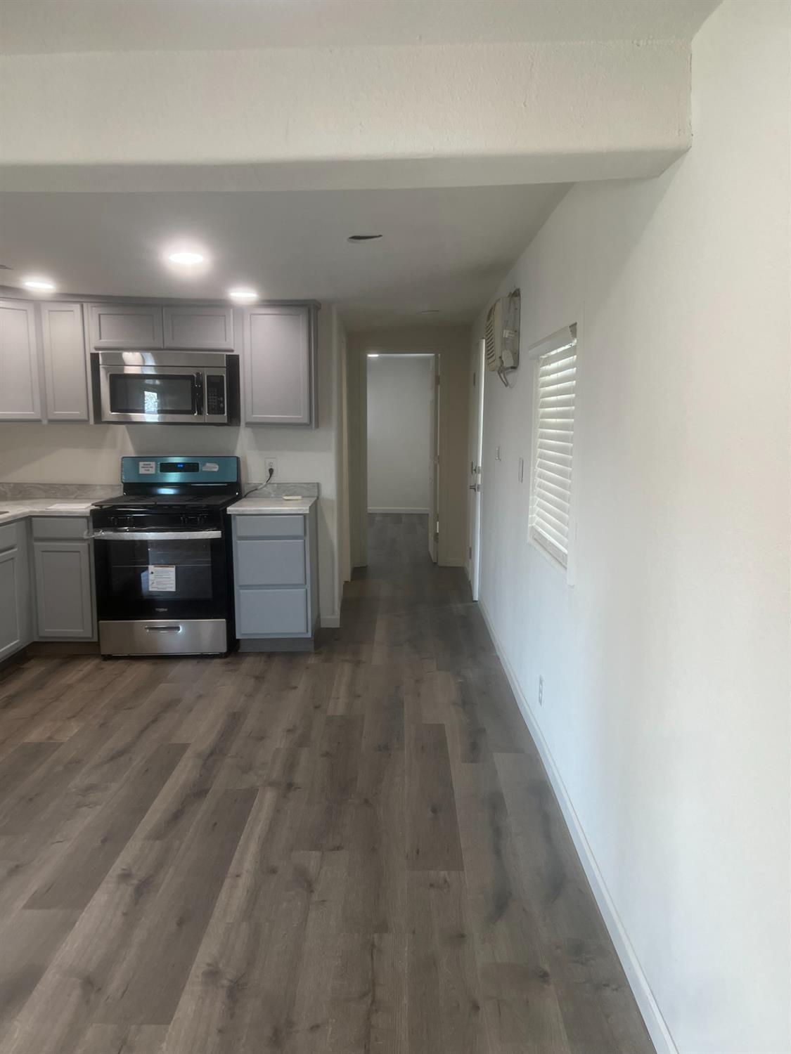 245 20th century Boulevard C 18