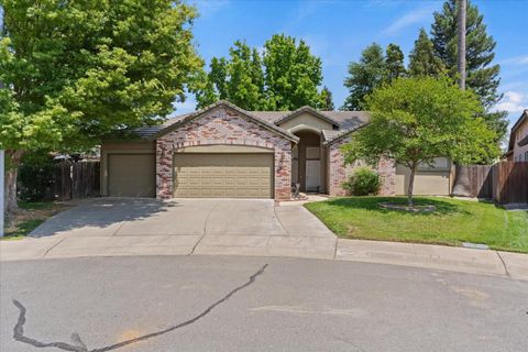 1981 Ash Court Yuba City CA 95993
