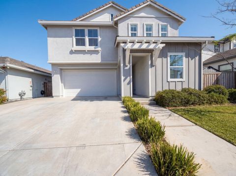 8292 Triplefin Way Elk Grove CA 95757