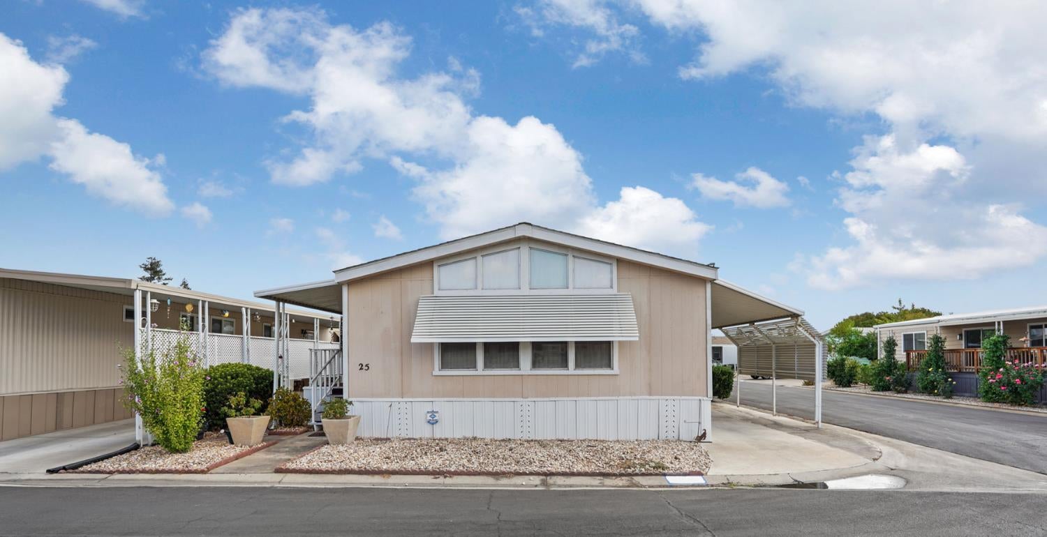 604 Pringle Avenue 25