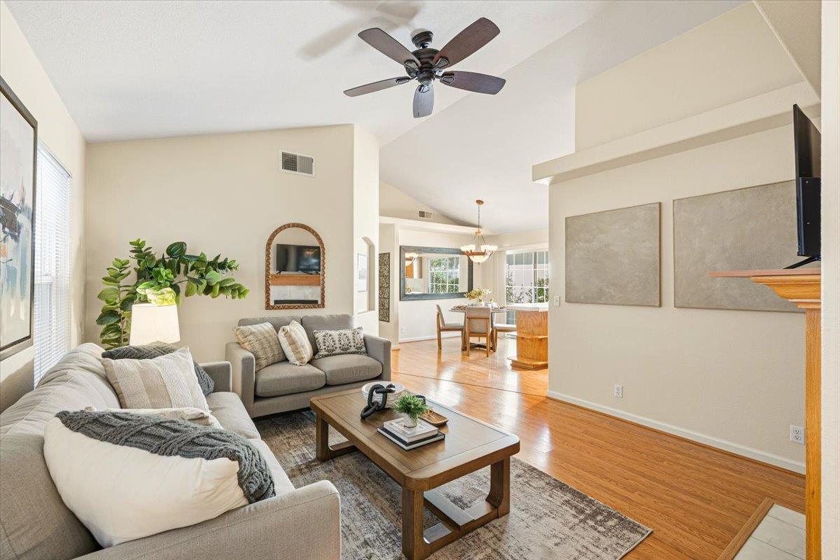3040 Granada Court 16