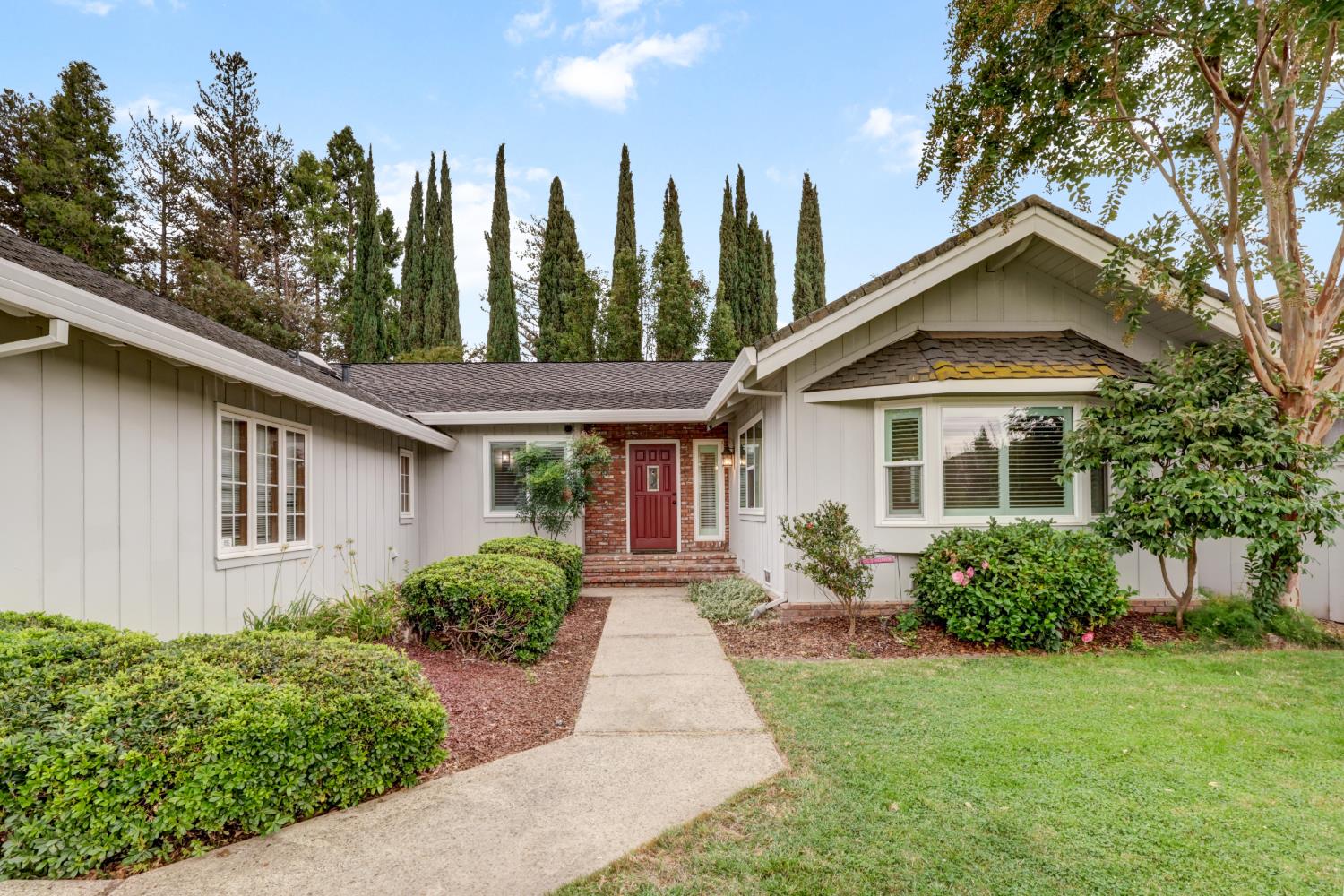 468 Pimentel Way