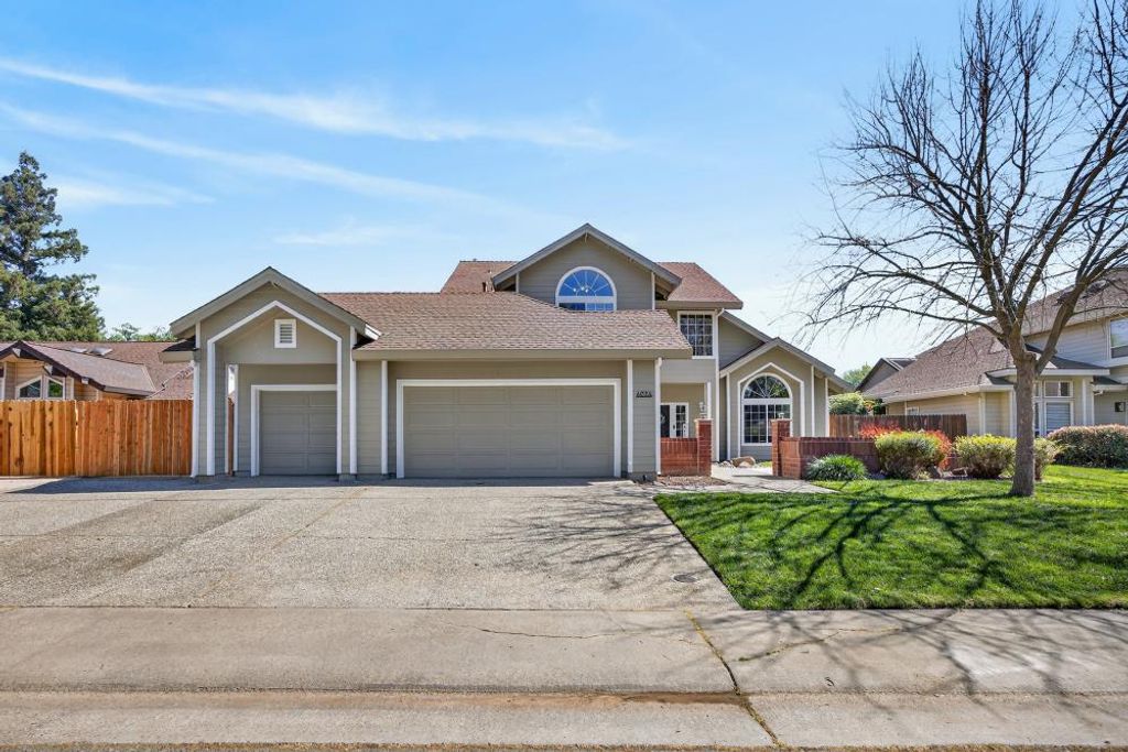 Photo of 6024 Mcneely Way, Orangevale, CA 95662 (MLS # 226033733)