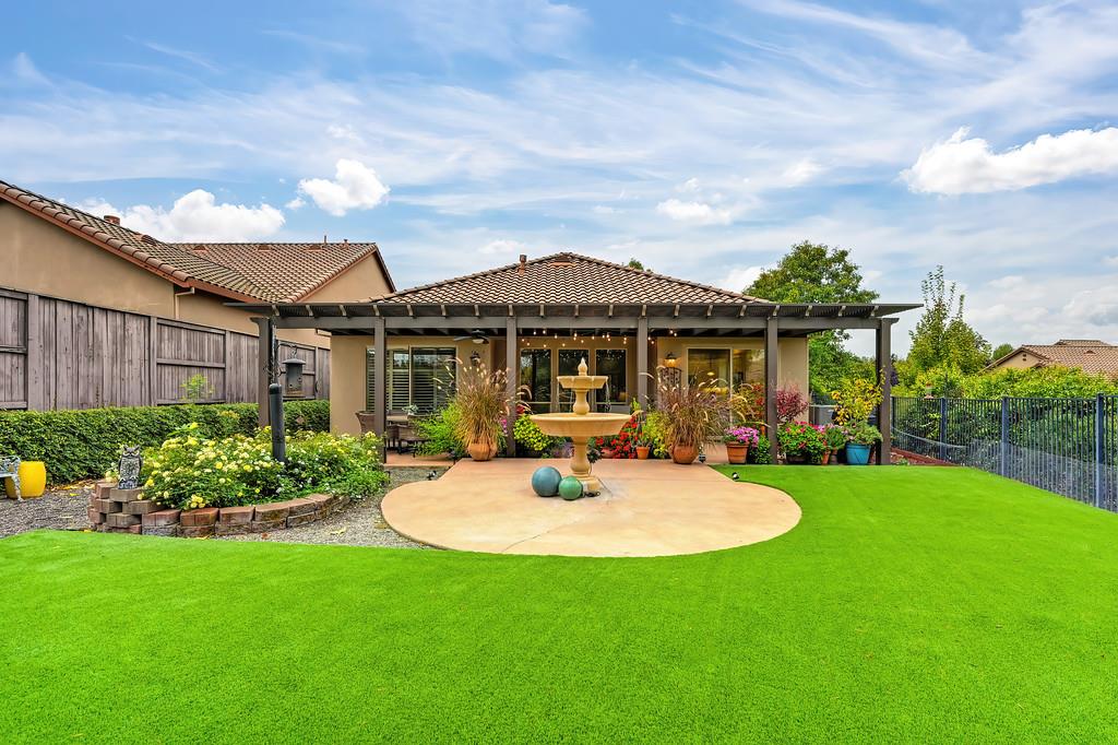 3037 Vila Flor Place